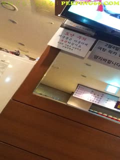 自拍,偷拍,泄密貌似洗浴筐打掩护✅暗藏摄像头真实偸拍大众澡堂子女客换衣大厅内部春色✅少女少妇老人各式各样美丽胴体展现