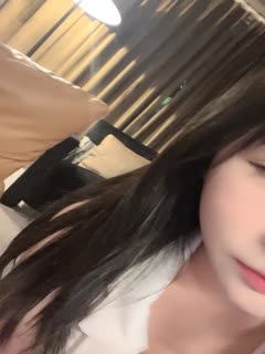 自拍,偷拍,泄密【京鱼儿】19岁童颜巨乳_可爱猫女_神秘男舔逼_道具自慰_6.