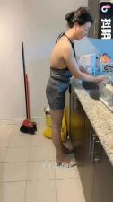 麻豆AV国产AV 抖阴 熟女妈妈 儿子 叔叔 乱伦