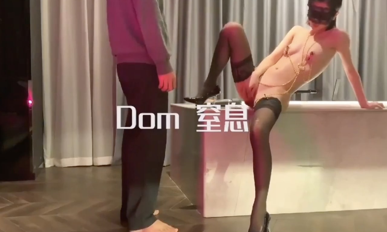 国产自拍推特大神Dom窒息咖啡店女老板后续