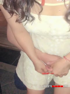 国产自拍圆挺巨乳户外主播【苍老师】母女两勾搭小伙吃伟哥野战双飞