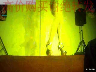 国产自拍【重磅推荐】精选小县城色情小剧场演出福利第一部，诱人苗条身躯，裸体走秀，群狼环绕，非常刺激，1080P