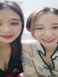 国产自拍刺激女同【紫贤】合集，两个极品小美女在激情磨豆腐_！。
