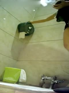 国产自拍各式长腿大胸美女服务员如厕