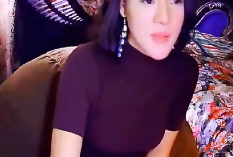国产自拍恋夜灰姑娘露脸妖媚自慰
