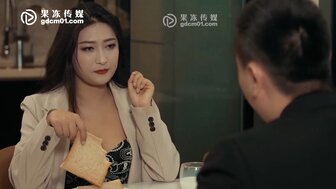 麻豆AVGDCM003 妻子淫行計劃 穿性趣衣在酒店走廊露出的內射性愛