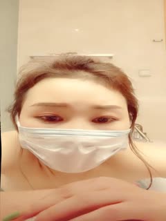 国产直播白皙皮肤口罩少妇浴室洗澡秀 大奶子非常诱人小露逼逼大白屁股 很是诱惑喜欢不要错过