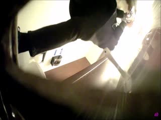 自拍,偷拍,泄密✅盗站新流茶餐厅女士公共坐厕多视角偸拍✅好多职场气质白领方便✅坑内镜头直观欣赏双洞又拉又尿细节变化1
