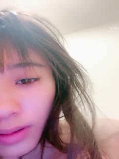 国产直播新人！新鲜出炉~校花下海【00后花朵】道具狂插！通宵狂撸~鸡儿硬到想喷火~快要爽晕爽啦4
