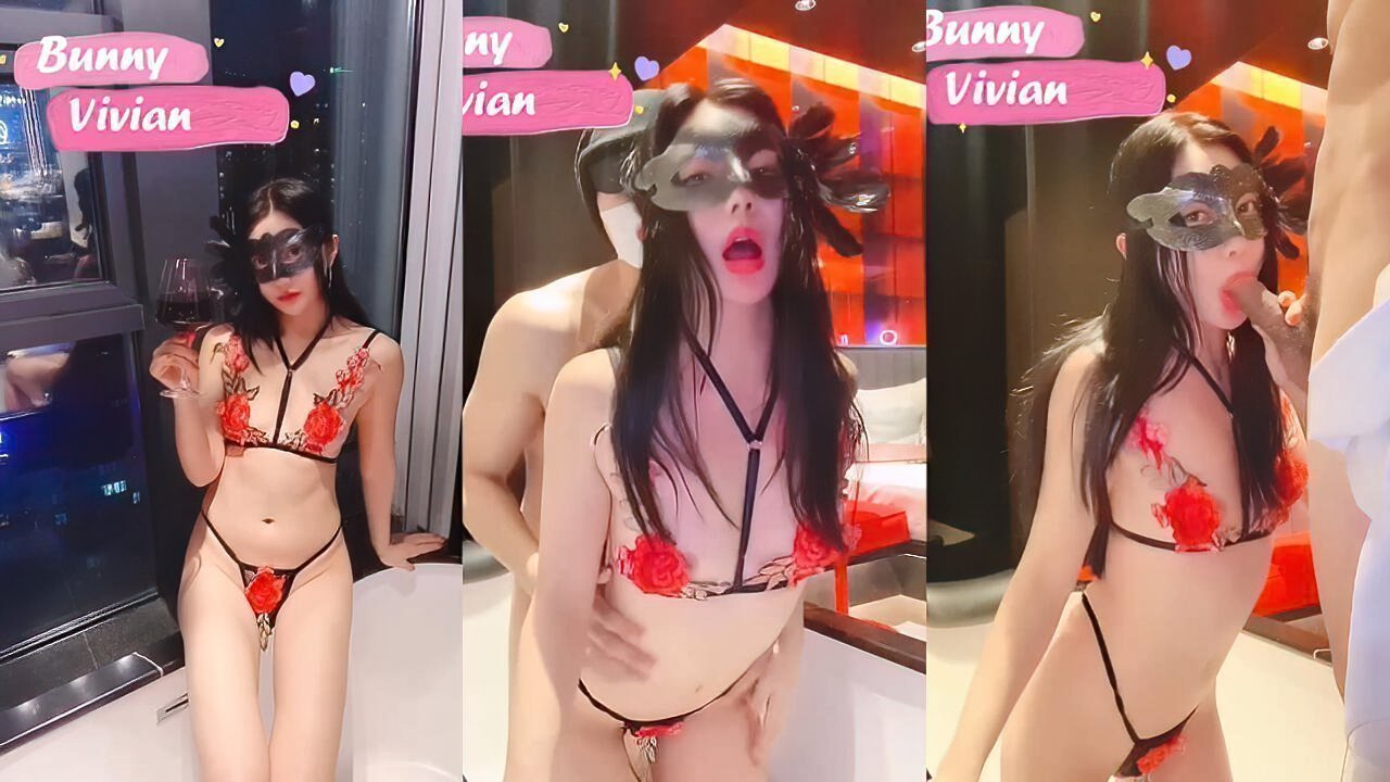 国产自拍(爱丝袜的Vivian姐)诱惑女神口爆