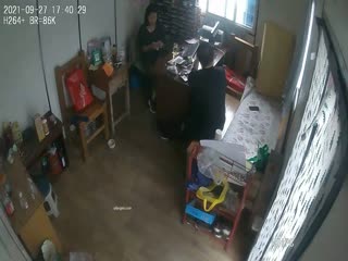 自拍,偷拍,泄密民居店铺办公室摄像头黑客入侵偸拍各种隐私生活揭秘夫妻激情造爱偸情口爆寂寞小少妇自摸多种多样非常真实4