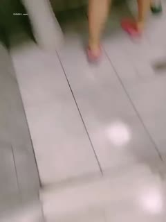 国产直播巨乳漂亮少妇,快用你的大鸡吧操我,操的我好爽,想要尿尿,在家被大哥无套猛怼,大奶哗哗,骚叫连连 - 无套内射视频
