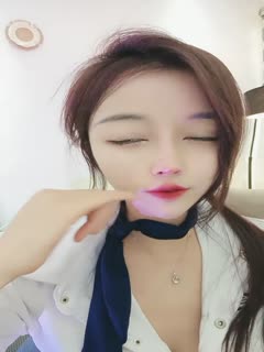 国产直播上海超顶一级模特儿-一库一库-超强阴道喷水，叫声十级淫骚，吃奶、裸舞诱惑，各种情趣骚话，顶死人！