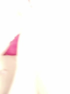 国产直播风骚小少妇乖巧听话让小哥在床上蒙上眼睛放肆抽插，浪叫呻吟不断，逼逼紧凑还很嫩，各种体位爆草蹂躏真骚