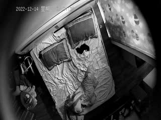 自拍,偷拍,泄密12-13-14新流出安防酒店摄像头偷拍两对学生情侣尝禁果摸索性爱2