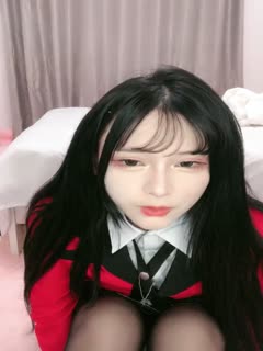 国产自拍抖音乃爱实则福利姬下海黄播。明码标价的福利姬，明面抖音暗地推特，抖音推同服装，可以自己去看看。[5V4G]5