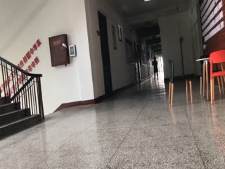 自拍,偷拍,泄密国内厕拍大神冒充学生潜入某高校教学楼偷拍几个学生妹嘘嘘