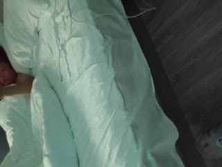 国产自拍【恋歌】，网恋达人奔现偷拍，离异人妻，今天是难忘的一天，午休后再次被大鸡巴插入，骚浪高潮阵阵