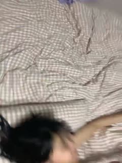 国产直播二小模特大本营~1P5乱伦激情大战！人太多妹子们多不好意思叫床发出呻吟声啦，但是看表情她们玩得真的很激情很嗨！