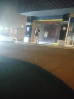 自拍,偷拍,泄密新片速递最牛视角站街女探花《素质嫖客》夜探红灯区路边按摩店150块白色短裙靓妹