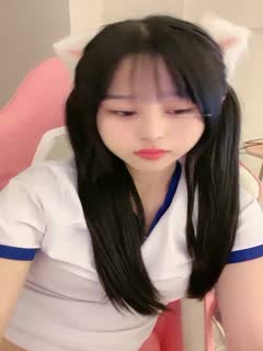 国产直播绿播下海！首次自慰秀【冉冉】终于见到她的B了！狂打飞机！_0.