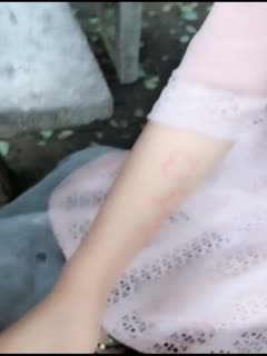 国产自拍【精品福利2】高颜值女神美女公园散步时被人尾随搭讪挑逗