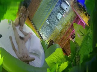 自拍,偷拍,泄密2022-10月新流出精品绿叶房偷拍❤️小哥约炮气质苗条美女穿上情趣睡衣啪啪动作生硬几下就射了