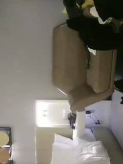 自拍,偷拍,泄密【雀儿漫天飞】约了个高颜值白衣长腿妹子，沙发上骑乘抽插猛操几下就高潮，很是诱惑喜欢不要错过