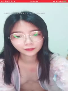 国产自拍超重磅绝版资源！校花女神【一梦】早期下海珍贵录像~！✨✨✨--这颜值这身材这尺度，反差感极其强烈！_20220502_231400