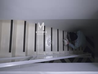 麻豆AV【桃视频】裤裆里的蜡烛-楚梦舒 MD-0246