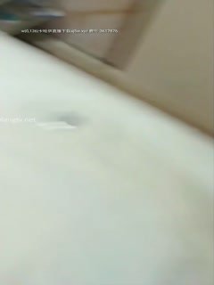 国产直播【小野猫啊】车上跳蛋户外撒尿，约人开房啪啪，直播完想要钱被举报给派出所，被审问得痛哭流涕