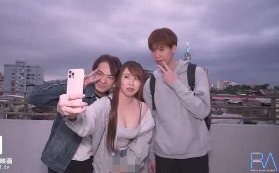 国产自拍皇家華人之不良女孩近親相奸