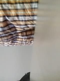 自拍,偷拍,泄密约啪达人-微信网约了位时尚性感的连衣裙美女,交谈后才发现来自新加坡,操操很矫情,从后面干她还生气了,套子都干破了!