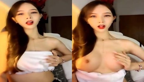 国产自拍可以让你秒硬的尤物！超过3万人在线观看， S级别的超棒身材和大奶子，笑容甜美可人！