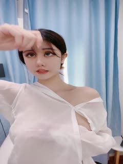 自拍,偷拍,泄密超级女神！_美到爆炸【椰树牌椰汁】白皙皮肤.