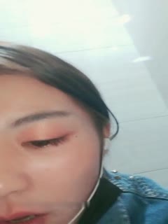 麻豆AV颜值不错妹子夜晚户外秀 跳蛋塞逼逼公共厕所拉扯自慰再到车口交舔JJ-上