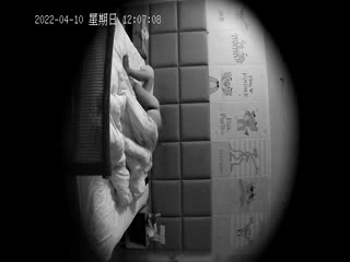 自拍,偷拍,泄密《精选2022✅安防新台》正面针孔真实欣赏高校附近宾馆学生情侣休息开房打炮~反差美女上位摇的相当卖力下下到底1