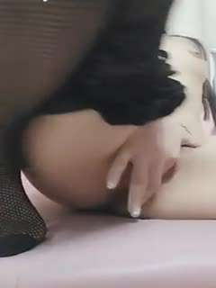 国产自拍少女心露脸自慰大秀身材很好粉嫩骚穴手指插逼淫水很多浪叫呻吟不断第二弹