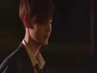 国产自拍大神把MV穿插成人动作画面增加香艳刺激的画面成人PMV韩国女团3V合1