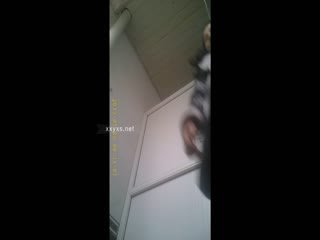 自拍,偷拍,泄密【远古经典】某大学校园厕拍，4镜头固定拍摄 高颜值高身材第四季8V 52P20163.1_(new)