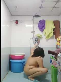 国产自拍巨乳骚情少妇双人床上的性爱大秀和炮友口交啪啪奶子好大