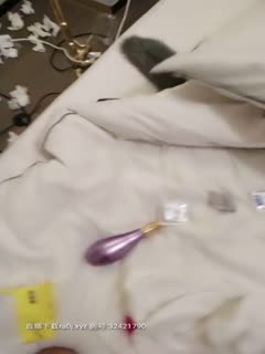 国产直播二次元萝莉萌妹猫耳娘 爸爸特制粉色大屌 刚插进去就受不了 干得白浆四溢浪叫不止 颜射吞精喝尿