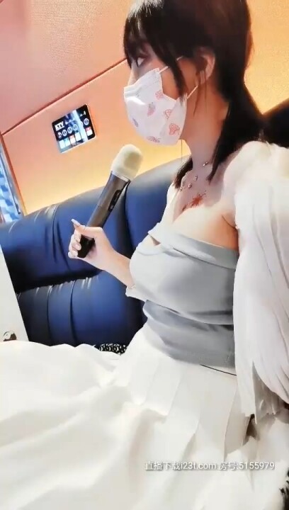 国产自拍主播福利 新人試鏡雙馬尾苗條妹子KTV廁所自慰，脫光光馬桶上假吊抽插回家繼續玩