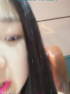 国产自拍年学舞蹈的箩莉系超可爱萌妹子主播直播无内一字马,可解锁