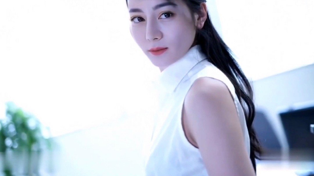 国产自拍热巴 骚气女秘书