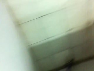 自拍,偷拍,泄密国内厕拍大神潜入某科技园办公楼女厕偷拍白领姐姐嘘嘘