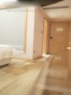 国产自拍老哥探花选了两个大奶熟女双飞啪啪轮流大力猛操上位骑乘抽