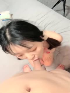 自拍,偷拍,泄密【萌妹子】扎着两个辫子童颜巨乳萌妹子啪啪秀 深喉口交跳蛋道具自慰侧入抽插 很是诱惑喜欢不要错过。