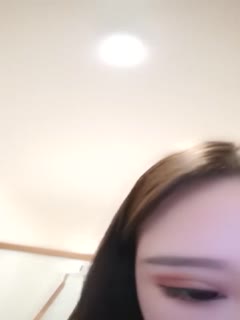 国产直播服务周到的小女人进门先冲个澡，给大哥舔舔鸡鸡，奶子很正揉着很爽，多体位抽插小骚逼，叫声就让你受不了