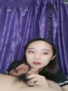 国产直播清纯小萝莉新人直播大秀 双人激情口交啪啪 十分诱人的!